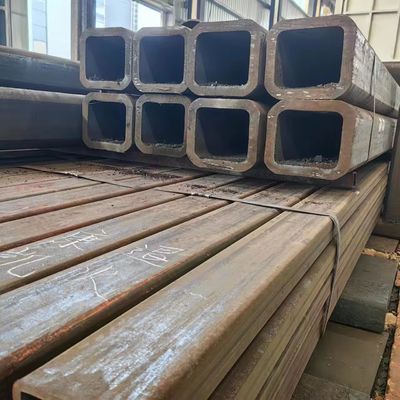 Высокотемпературная устойчивость 40x40 мм Углерод квадратная стальная цепная труба 12M Длина для длины 12M Декоиллинг и обработка