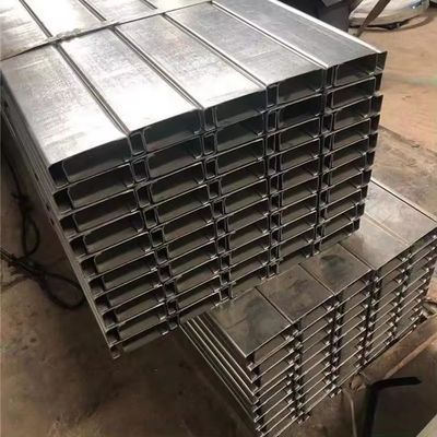 U-канал горячекатаный легкий вес C стальные каналы с длиной по требованиям заказчика