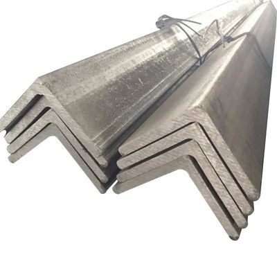 80x80x6 2b Площадь из нержавеющей стали с профилем в форме L Окраска плитки Резка и прокол равного угла Толерантность стойки ± 1%