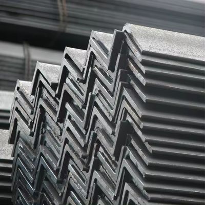 Горяче прокатаная мягкая сталь класса Q195-Q420 серии углеродистая сталь угловая стойка для скоб Prime